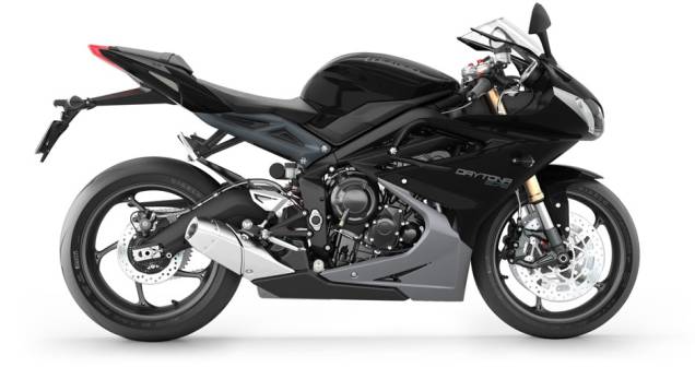 Modelo custa R$ 41.900, e a maior parte das diferenças aparece no conjunto de suspensões e freios | <a href="https://gutenberg.quatrorodas.abril.com.br/moto/noticias/triumph-daytona-675-chega-r-41-900-781670.shtml" rel="migration">Leia mais</a> Modelo custa R$ 41.900, e a maior parte das diferenças aparece no conjunto de suspensões e freios | <a href="https://gutenberg.quatrorodas.abril.com.br/moto/noticias/triumph-daytona-675-chega-r-41-900-781670.shtml" rel="migration">Leia mais</a>