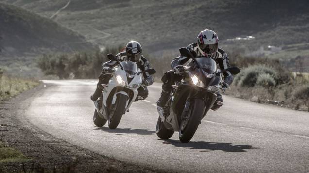 Motocicleta vem sendo montada em Manaus (AM) desde fevereiro de 2014 | <a href="https://gutenberg.quatrorodas.abril.com.br/moto/noticias/triumph-daytona-675-chega-r-41-900-781670.shtml" rel="migration">Leia mais</a> Motocicleta vem sendo montada em Manaus (AM) desde fevereiro de 2014 | <a href="https://gutenberg.quatrorodas.abril.com.br/moto/noticias/triumph-daytona-675-chega-r-41-900-781670.shtml" rel="migration">Leia mais</a>