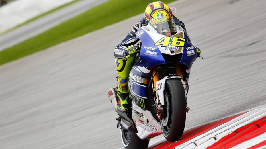 Valentino Rossi ficou com o quarto lugar em Sepang | <a href="https://gutenberg.quatrorodas.abril.com.br/moto/noticias/motogp-dani-pedrosa-vence-sepang-756916.shtml" rel="migration">Leia mais</a>