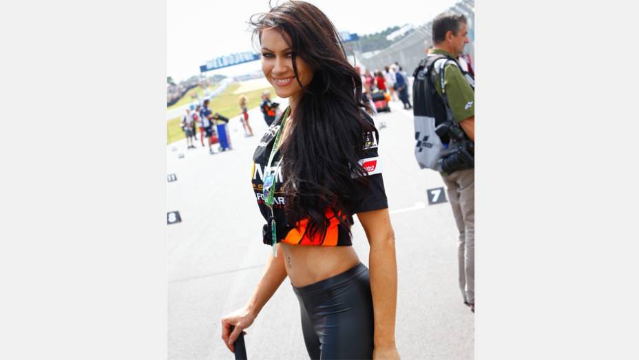 Veja as belas Garotas da MotoGP - Austrália | <a href="https://gutenberg.quatrorodas.abril.com.br/moto/noticias/motogp-lorenzo-vence-embola-campeonato-757595.shtml" rel="migration">Leia mais</a>