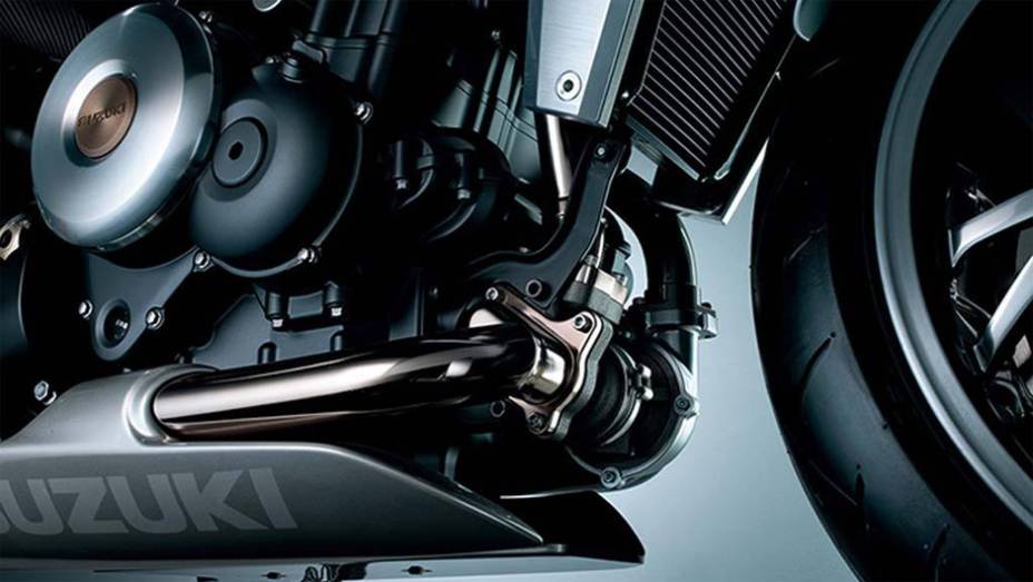 Detalhe do motor | <a href="https://gutenberg.quatrorodas.abril.com.br/moto/noticias/suzuki-mostra-recursion-concept-761664.shtml" rel="migration">Leia mais</a>