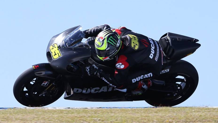 Cal Crutchlow foi o quinto nesta terça-feira (4) | <a href="https://gutenberg.quatrorodas.abril.com.br/moto/noticias/motogp-lorenzo-domina-dia-australia-775379.shtml" rel="migration">Leia mais</a>