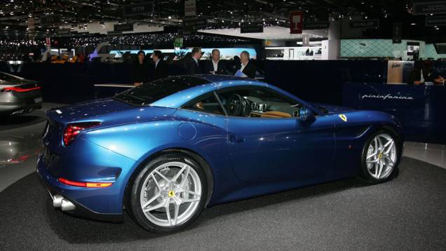 Pininfarina Ferrari California T | <a href="https://gutenberg.quatrorodas.abril.com.br/noticias/saloes/genebra-2014/ferrari-apresenta-california-t-773120.shtml" rel="migration">Leia mais</a>| <a href="https://gutenberg.quatrorodas.abril.com.br/galerias/saloes/genebra/2014/direto-genebra-parte-" rel="migration"></a> Pininfarina Ferrari California T | <a href="https://gutenberg.quatrorodas.abril.com.br/noticias/saloes/genebra-2014/ferrari-apresenta-california-t-773120.shtml" rel="migration">Leia mais</a>| <a href="https://gutenberg.quatrorodas.abril.com.br/galerias/saloes/genebra/2014/direto-genebra-parte-" rel="migration"></a>