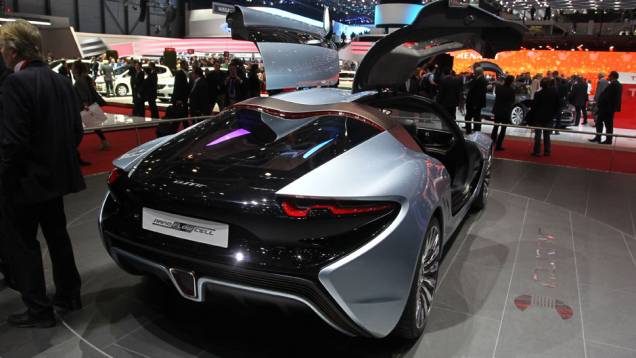 NanoFlowcell Quant | <a href="https://gutenberg.quatrorodas.abril.com.br/noticias/saloes/genebra-2014/nanoflowcell-ag-mostra-teaser-quant-e-sportlimousine-771835.shtml" rel="migration">Leia mais</a>| <a href="https://gutenberg.quatrorodas.abril.com.br/galerias/saloes/genebra/2014/direto-genebr" rel="migration"></a> NanoFlowcell Quant | <a href="https://gutenberg.quatrorodas.abril.com.br/noticias/saloes/genebra-2014/nanoflowcell-ag-mostra-teaser-quant-e-sportlimousine-771835.shtml" rel="migration">Leia mais</a>| <a href="https://gutenberg.quatrorodas.abril.com.br/galerias/saloes/genebra/2014/direto-genebr" rel="migration"></a>