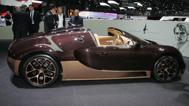 Veyron Grand Sport Vitesse Rembrandt Bugatti | <a href="https://gutenberg.quatrorodas.abril.com.br/noticias/saloes/genebra-2014/bugatti-mostra-veyron-grand-sport-vitesse-rembrandt-bugatti-775217.shtml" rel="migration">Leia mais</a>| <a href="%20https://gutenberg.quatrorodas.abril.com.br/galerias/" rel="migration"></a> Veyron Grand Sport Vitesse Rembrandt Bugatti | <a href="https://gutenberg.quatrorodas.abril.com.br/noticias/saloes/genebra-2014/bugatti-mostra-veyron-grand-sport-vitesse-rembrandt-bugatti-775217.shtml" rel="migration">Leia mais</a>| <a href="%20https://gutenberg.quatrorodas.abril.com.br/galerias/" rel="migration"></a>