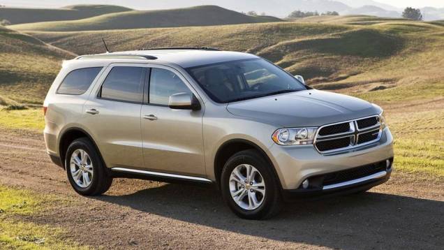 Com espaço de sobra para sete pessoas, o SUV é o segundo modelo da Dodge no Brasil | <a href="https://gutenberg.quatrorodas.abril.com.br/carros/lancamentos//dodge-durango-736268.shtml" rel="migration">Leia mais</a> Com espaço de sobra para sete pessoas, o SUV é o segundo modelo da Dodge no Brasil | <a href="https://gutenberg.quatrorodas.abril.com.br/carros/lancamentos//dodge-durango-736268.shtml" rel="migration">Leia mais</a>