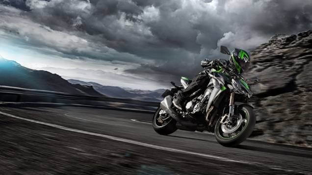 A nova Kawasaki Z1000, que será montada em Manaus (AM), conta com freios ABS opcionais. A fabricante japonesa, no entanto, não disponibilizou o controle de tração para a naked | <a href="https://gutenberg.quatrorodas.abril.com.br/moto/noticias/kawasaki-lanca-z1000-2" rel="migration"></a> A nova Kawasaki Z1000, que será montada em Manaus (AM), conta com freios ABS opcionais. A fabricante japonesa, no entanto, não disponibilizou o controle de tração para a naked | <a href="https://gutenberg.quatrorodas.abril.com.br/moto/noticias/kawasaki-lanca-z1000-2" rel="migration"></a>
