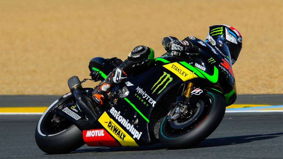 A Yamaha melhor colocada foi pilotada por Bradley Smith, em quarto | <a href="https://gutenberg.quatrorodas.abril.com.br/moto/noticias/motogp-marquez-domina-treino-livre-franca-783040.shtml" rel="migration">Leia mais</a>