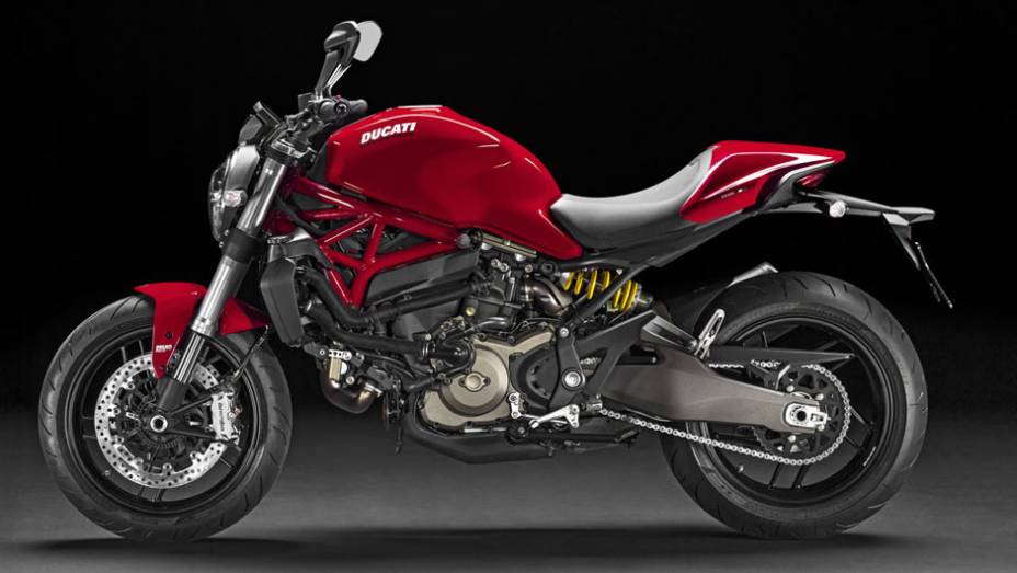 O design e o DNA da Monster 1200 foi seguido pela novidade de Borgo Panigale | <a href="https://gutenberg.quatrorodas.abril.com.br/moto/noticias/ducati-revela-monster-821-2014-784507.shtml" rel="migration">Leia mais</a>