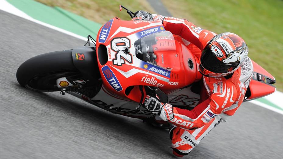 Andrea Dovizioso foi o quarto melhor nesta sexta-feira (30) em Mugello | <a href="https://gutenberg.quatrorodas.abril.com.br/moto/noticias/motogp-marquez-lidera-treinos-mugello-784616.shtml" rel="migration">Leia mais</a>