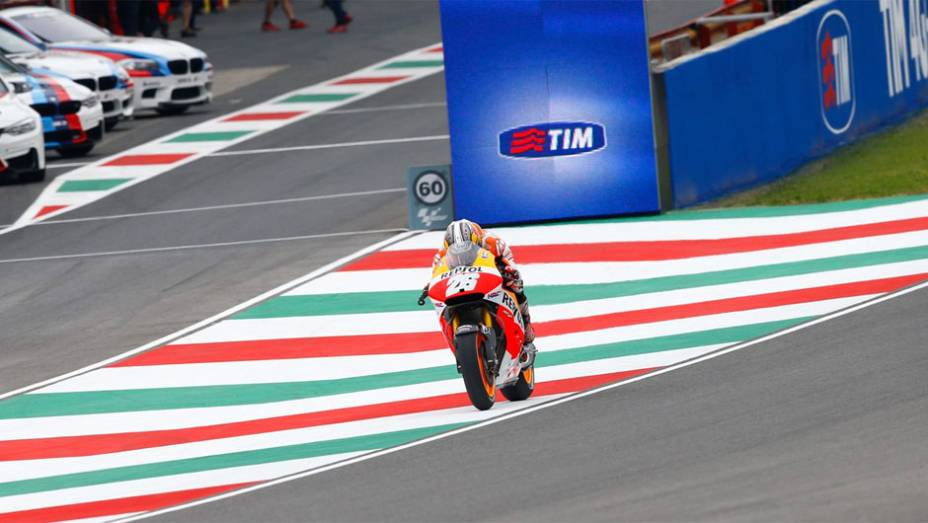 Dani Pedrosa foi apenas o 11º nos treinos de Mugello desta sexta (30) | <a href="https://gutenberg.quatrorodas.abril.com.br/moto/noticias/motogp-marquez-lidera-treinos-mugello-784616.shtml" rel="migration">Leia mais</a>