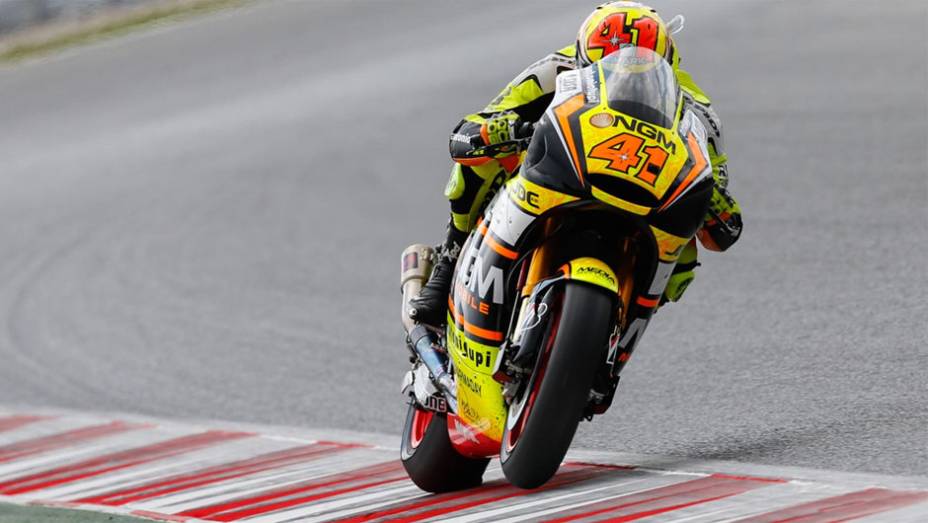 Aleix Espargaró foi o sexto | <a href="https://gutenberg.quatrorodas.abril.com.br/moto/noticias/motogp-marquez-vence-corrida-emocionante-barcelona-786084.shtml" rel="migration">Leia mais</a> Aleix Espargaró foi o sexto | <a href="https://gutenberg.quatrorodas.abril.com.br/moto/noticias/motogp-marquez-vence-corrida-emocionante-barcelona-786084.shtml" rel="migration">Leia mais</a>