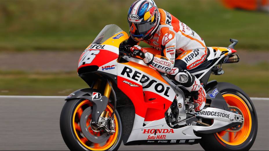 Dani Pedrosa ficou com o terceiro tempo | <a href="https://gutenberg.quatrorodas.abril.com.br/moto/noticias/motogp-aleix-espargaro-garante-pole-holanda-787487.shtml" rel="migration">Leia mais</a>