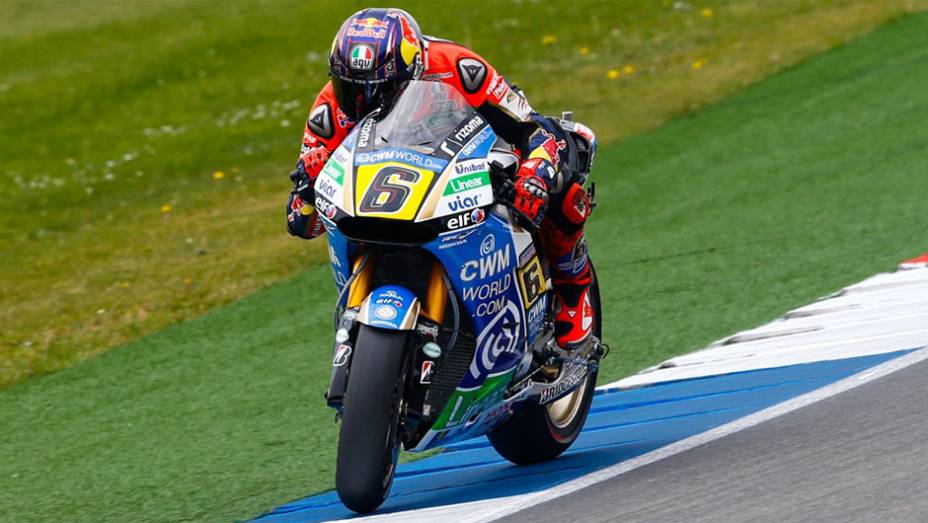 Stefan Bradl ficou com o oitavo tempo | <a href="https://gutenberg.quatrorodas.abril.com.br/moto/noticias/motogp-aleix-espargaro-garante-pole-holanda-787487.shtml" rel="migration">Leia mais</a>