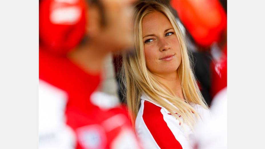 Veja as belas Garotas da MotoGP, etapa da Holanda | <a href="https://gutenberg.quatrorodas.abril.com.br/moto/galerias/competicoes/motogp-2014-assen-787516.shtml" rel="migration">Leia mais</a>