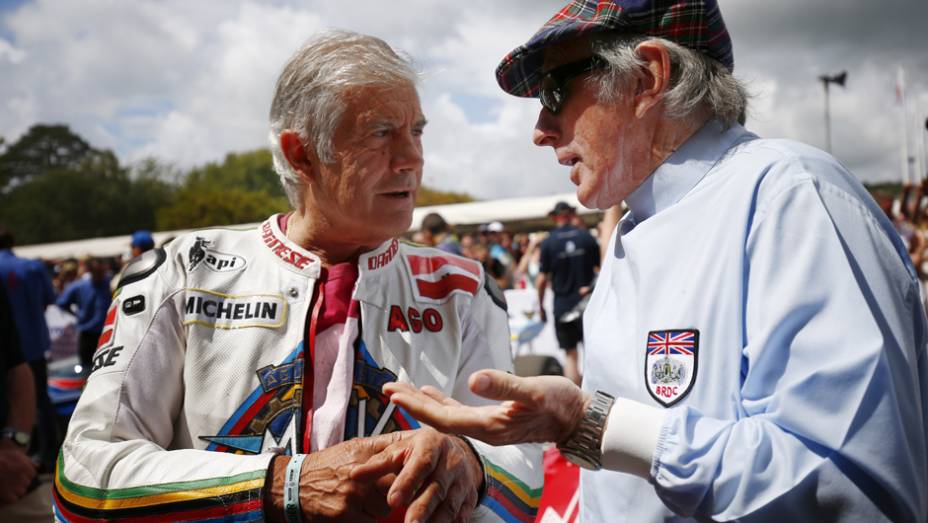 O escocês se encontrou com a lenda do motociclismo, Giacomo Agostini | <a href="https://gutenberg.quatrorodas.abril.com.br/galerias/especiais/festival-goodwood-2014-parte-1-787499.shtml" rel="migration">Parte 1</a>