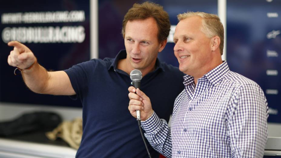 Outra figurinha fácil em 2014 foi o chefe da Red Bull, Christian Horner | <a href="https://gutenberg.quatrorodas.abril.com.br/galerias/especiais/festival-goodwood-2014-parte-1-787499.shtml" rel="migration">Parte 1</a>