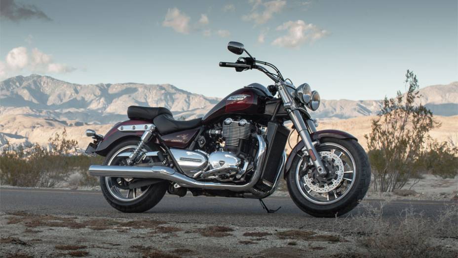 A Commander conta com o j&aacute; conhecido motor T16, de 1699 cc, da irm&atilde; "Storm" | <a href="https://gutenberg.quatrorodas.abril.com.br/moto/noticias/triumph-lanca-thunderbird-commander-brasil-791427.shtml" rel="migration">Leia mais</a>
