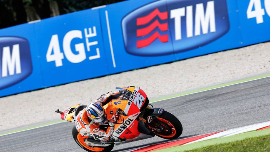 Pedrosa conseguiu uma boa terceira colocação e se mantém em segundo no certame | <a href="https://gutenberg.quatrorodas.abril.com.br/moto/noticias/valentino-rossi-vence-casa-torcida-faz-festa-pista-799871.shtml" rel="migration">Leia mais</a>