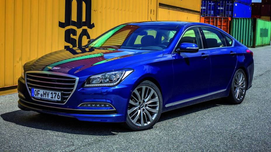 Hyundai Genesis Sedan | <a href="https://gutenberg.quatrorodas.abril.com.br/galerias/especiais/north-american-truck-utility-of-the-year-2015-802090.shtml" rel="migration">Candidatos ao NA Truck/Utility of the Year 2015</a>