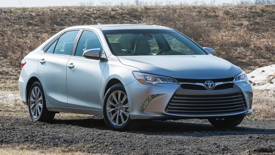 Toyota Camry | <a href="https://gutenberg.quatrorodas.abril.com.br/galerias/especiais/north-american-truck-utility-of-the-year-2015-802090.shtml" rel="migration">Candidatos ao NA Truck/Utility of the Year 2015</a>
