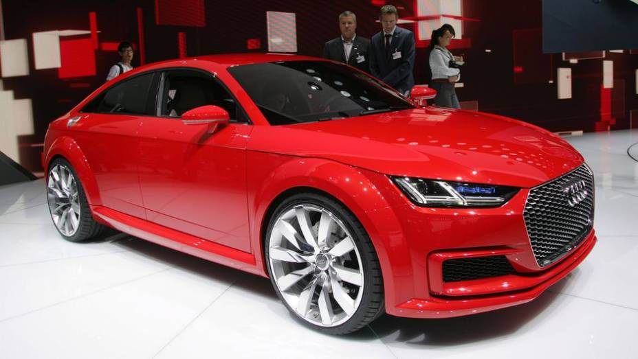 Audi TT Sportback concept | <a href="https://gutenberg.quatrorodas.abril.com.br/noticias/saloes/paris-2014/audi-apresenta-tt-sportback-concept-803458.shtml" rel="migration">Leia mais</a>| <a href="https://gutenberg.quatrorodas.abril.com.br/galerias/saloes/paris/2014/direto-paris-2014-parte-1" rel="migration"></a>