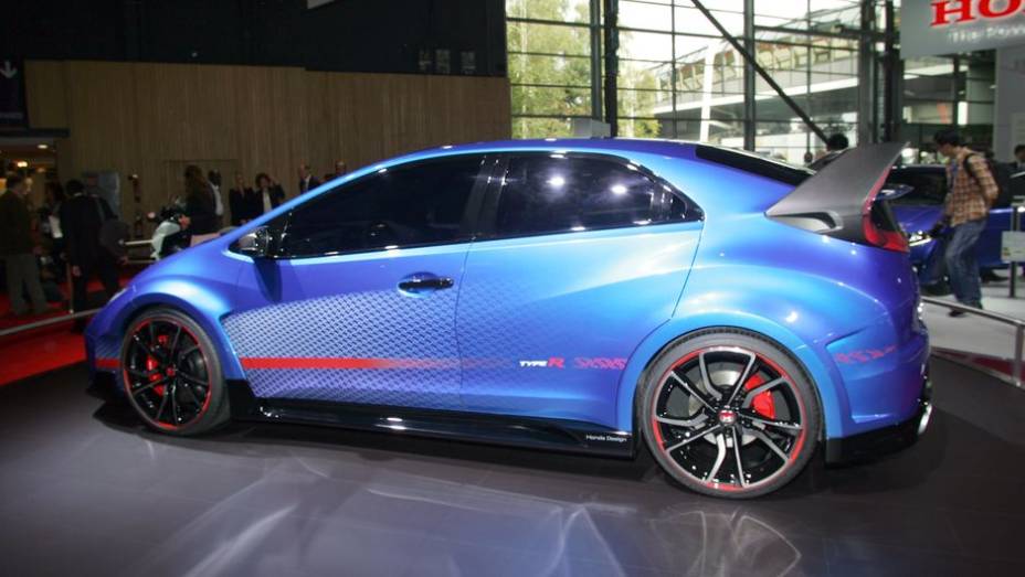 Honda Civic Type R concept II | <a href="https://gutenberg.quatrorodas.abril.com.br/noticias/saloes/paris-2014/honda-civic-type-r-concept-ii-revelado-802818.shtml" rel="migration">Leia mais</a> | <a href="https://gutenberg.quatrorodas.abril.com.br/galerias/saloes/paris/2014/direto-paris-2014-" rel="migration"></a>