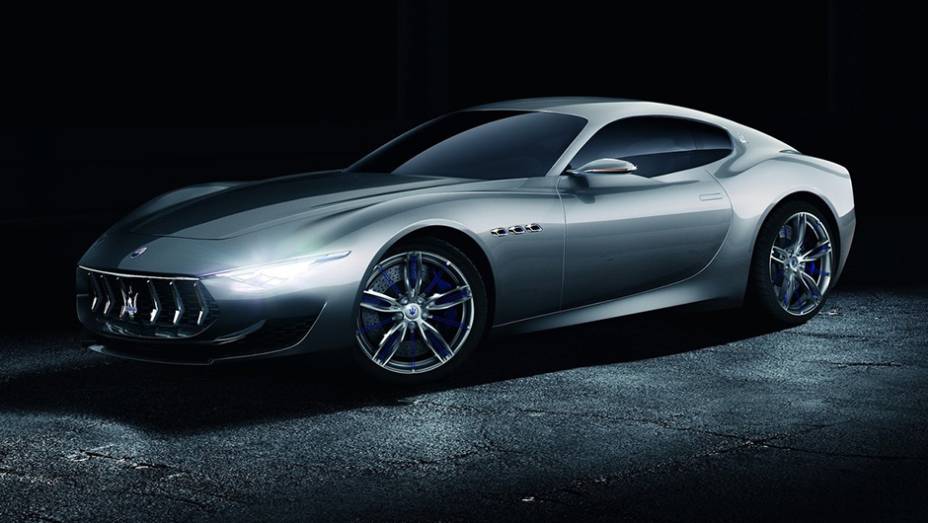 Maserati Alfieri (2014) - nada como homenagear um de seus cofundadores com um protótipo extremamente interessante. O cupê esportivo deverá, efetivamente, ganhar uma versão de produção. | <a href="https://gutenberg.quatrorodas.abril.com.br/galerias/especiais/conceitos" rel="migration"></a>