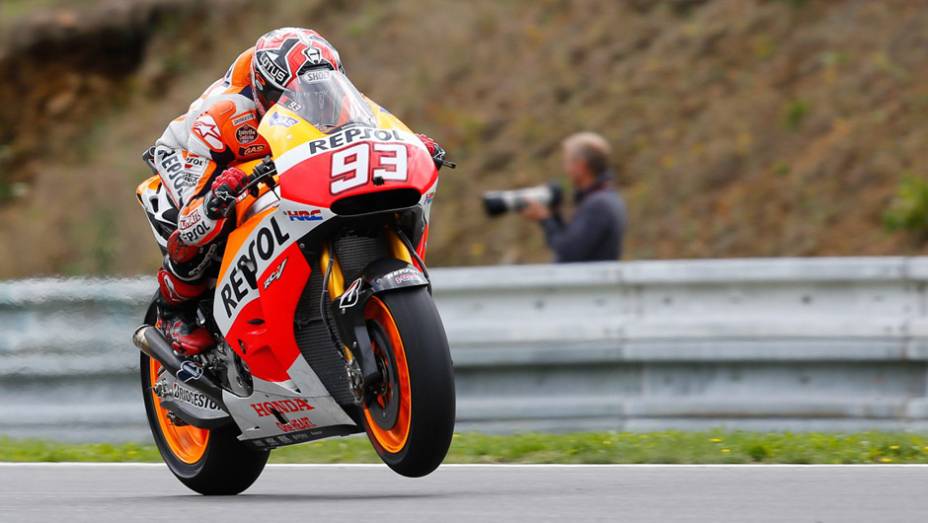 Marc Márquez cravou a nona pole da temporada. | <a href="https://gutenberg.quatrorodas.abril.com.br/moto/noticias/marquez-crava-nona-pole-ano-796969.shtml" rel="migration">Leia mais</a>