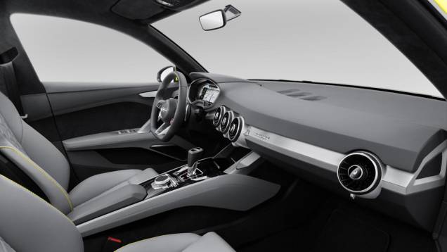 Os bancos são cobertos por couro de pedra cinzenta. | <a href="https://gutenberg.quatrorodas.abril.com.br/noticias/saloes/pequim-2014/audi-tt-offroad-revelado-780298.shtml" rel="migration">Leia mais</a> Os bancos são cobertos por couro de pedra cinzenta. | <a href="https://gutenberg.quatrorodas.abril.com.br/noticias/saloes/pequim-2014/audi-tt-offroad-revelado-780298.shtml" rel="migration">Leia mais</a>