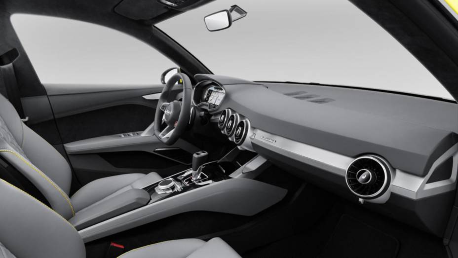 Os bancos s&atilde;o cobertos por couro de pedra cinzenta. | <a href="https://gutenberg.quatrorodas.abril.com.br/noticias/saloes/pequim-2014/audi-tt-offroad-revelado-780298.shtml" rel="migration">Leia mais</a>