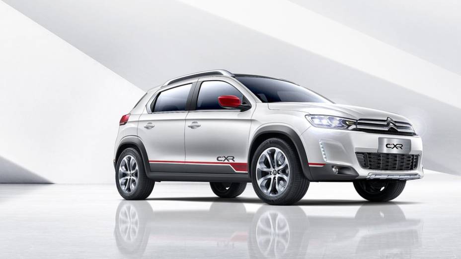 Citroën revelou oficialmente o C-XR. | <a href="https://gutenberg.quatrorodas.abril.com.br/noticias/saloes/pequim-2014/citroen-revela-conceito-c-xr-780309.shtml" rel="migration">Leia mais</a>