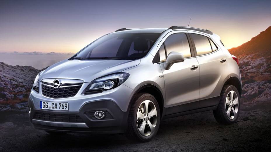 Mokka terá três opções de motorização, sendo duas movidas a gasolina (1.4 Turbo de 140 cv e 1.6 de 115 cv) e outra abastecida a diesel (1.7 CDTI, com 130 cv) | <a href="https://gutenberg.quatrorodas.abril.com.br/saloes/genebra/2012/opel-mokka-concept-678516.shtml" rel="migration">Lei</a>
