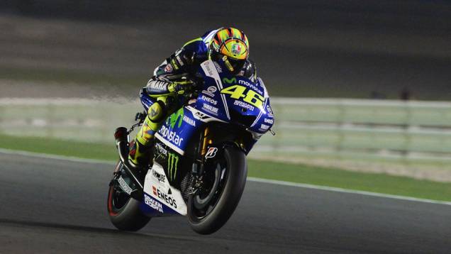 Valentino Rossi não foi bem no treino e sairá apenas em décimo. | <a href="https://gutenberg.quatrorodas.abril.com.br/moto/noticias/marc-marquez-pole-primeira-etapa-ano-motogp-777577.shtml" rel="migration">Leia mais</a> Valentino Rossi não foi bem no treino e sairá apenas em décimo. | <a href="https://gutenberg.quatrorodas.abril.com.br/moto/noticias/marc-marquez-pole-primeira-etapa-ano-motogp-777577.shtml" rel="migration">Leia mais</a>