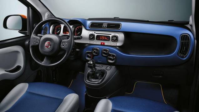 Interior é cheio de cores, com direito até a painel azulado | <a href="https://gutenberg.quatrorodas.abril.com.br/noticias/saloes/genebra-2015/fiat-lanca-panda-k-way-840842.shtml" rel="migration">Leia mais</a> Interior é cheio de cores, com direito até a painel azulado | <a href="https://gutenberg.quatrorodas.abril.com.br/noticias/saloes/genebra-2015/fiat-lanca-panda-k-way-840842.shtml" rel="migration">Leia mais</a>
