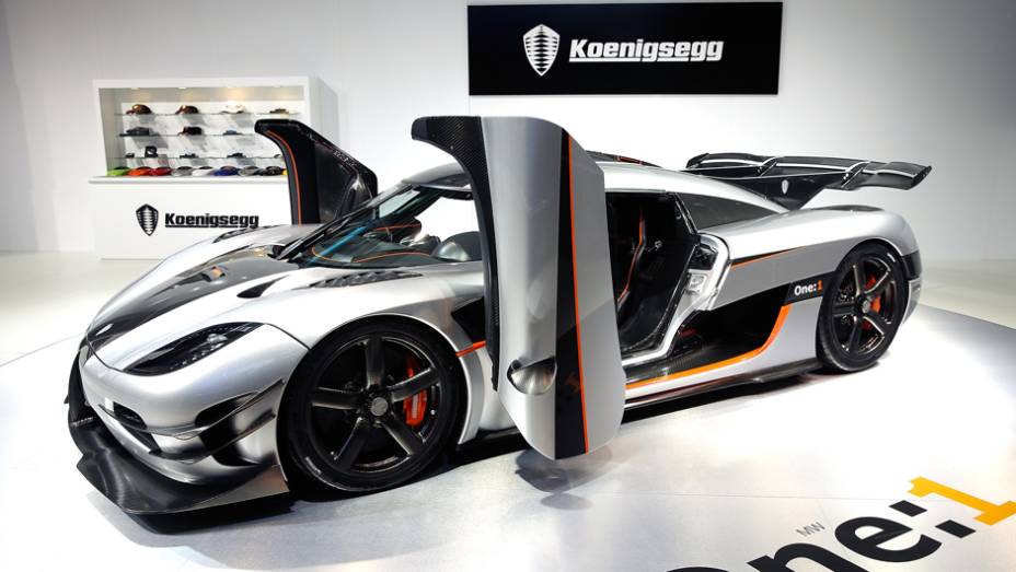 Koenigsegg One:1 | <a href="https://gutenberg.quatrorodas.abril.com.br/noticias/saloes/pequim-2014/l" rel="migration">Leia mais</a>