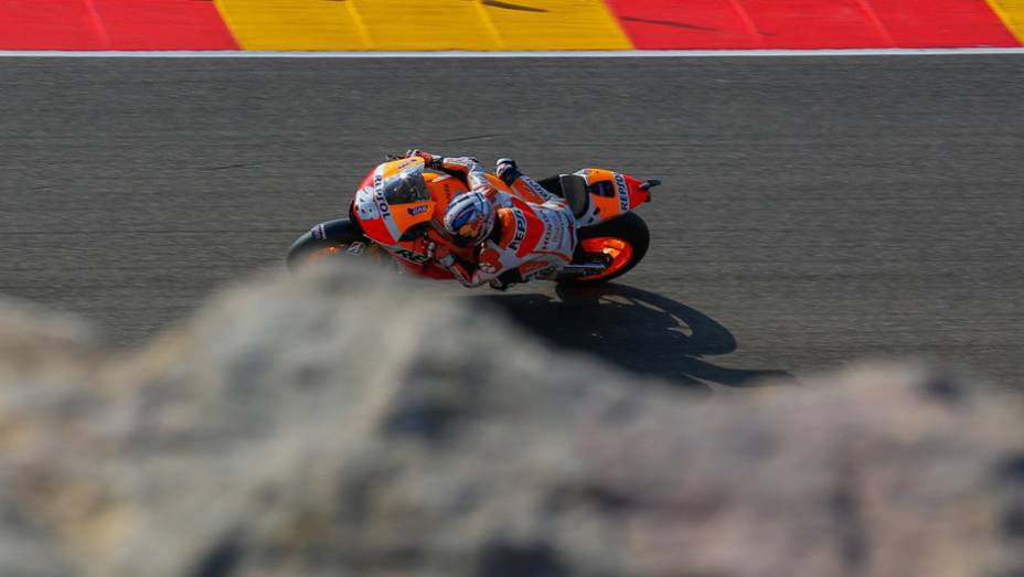 Pedrosa sai em segundo | <a href="https://gutenberg.quatrorodas.abril.com.br/moto/noticias/motogp-marquez-crava-11a-pole-ano-802760.shtml" rel="migration">Leia mais</a>