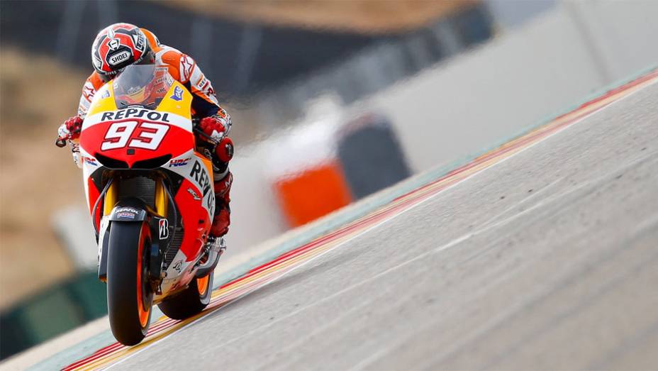 Com polêmica, Marc Márquez vence GP de Aragón da MotoGP | <a href="https://gutenberg.quatrorodas.abril.com.br/moto/noticias/motogp-polemica-marquez-vence-aragon-755576.shtml" rel="migration">Leia mais</a>