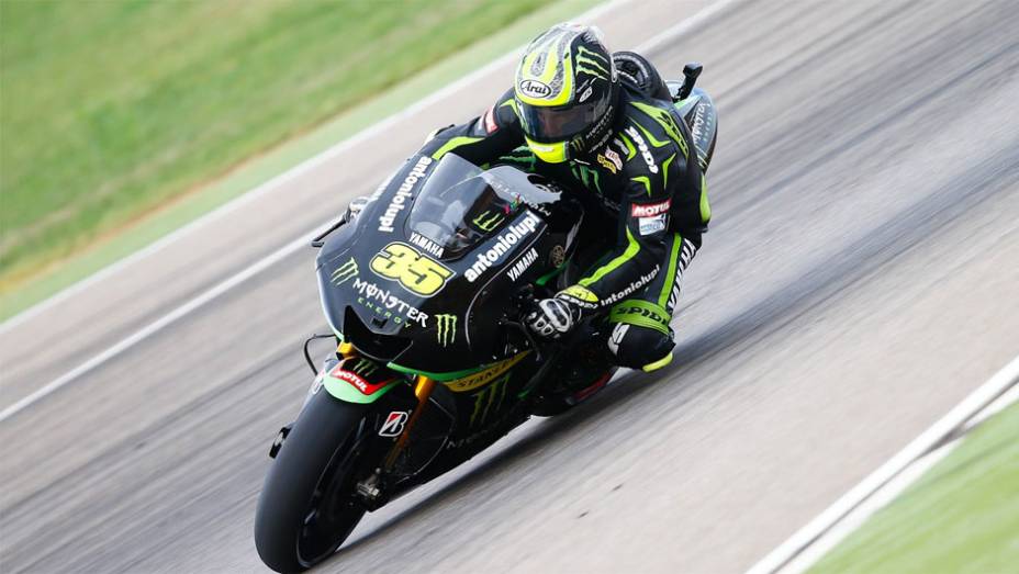 Cal Crutchlow ficou apenas com o sexto lugar | <a href="https://gutenberg.quatrorodas.abril.com.br/moto/noticias/motogp-polemica-marquez-vence-aragon-755576.shtml" rel="migration">Leia mais</a>