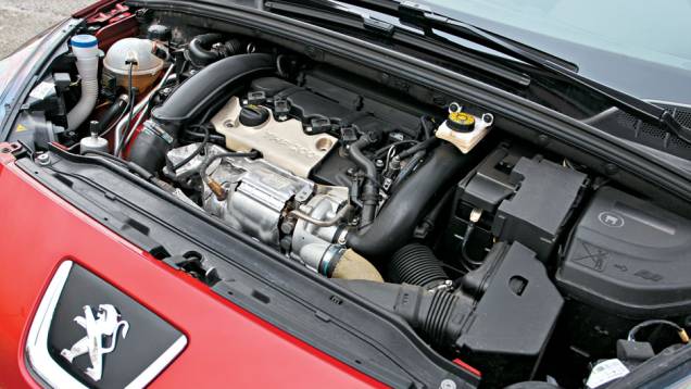 O motor 1.6 turbo é o mesmo usado no Peugeot 3008. | <a href="https://gutenberg.quatrorodas.abril.com.br/carros/impressoes/peugeot-308-gti-650365.shtml" target="_blank" rel="migration">Leia mais</a> O motor 1.6 turbo é o mesmo usado no Peugeot 3008. | <a href="https://gutenberg.quatrorodas.abril.com.br/carros/impressoes/peugeot-308-gti-650365.shtml" target="_blank" rel="migration">Leia mais</a>