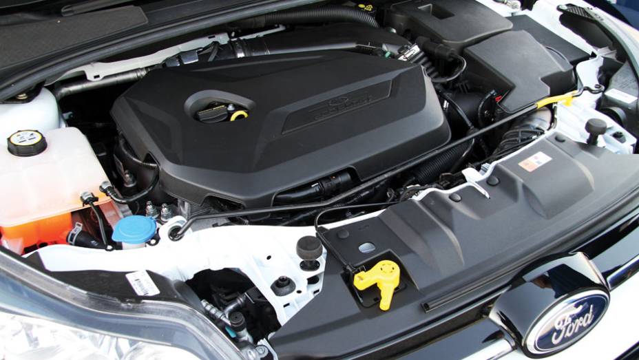 O Focus europeu tem motor Ecoboost 1.6 de at&eacute; 180 cv. | <a href="https://gutenberg.quatrorodas.abril.com.br/carros/impressoes/ford-focus-680479.shtml" rel="migration">Leia mais</a>
