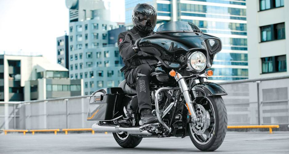 FLHX Touring Street Glide 103
