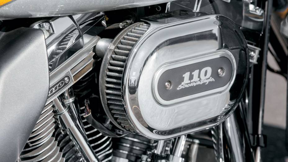 ... do tamanho dos V2 em polegadas cúbicas | <a href="https://gutenberg.quatrorodas.abril.com.br/moto/testes/h-d-ultra-classic-electra-glide-cvo-x-electra-glide-ultra-limited-702283.shtml" rel="migration">Leia mais</a>