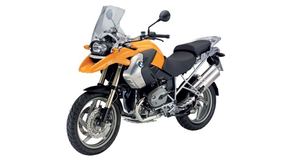 Garfo Telelever, da BMW, funciona exemplarmente, porém é mais caro e complexo | <a href="https://gutenberg.quatrorodas.abril.com.br/moto/servicos/importancia-suspensao-dianteira-705833.shtml" rel="migration">Leia mais</a>