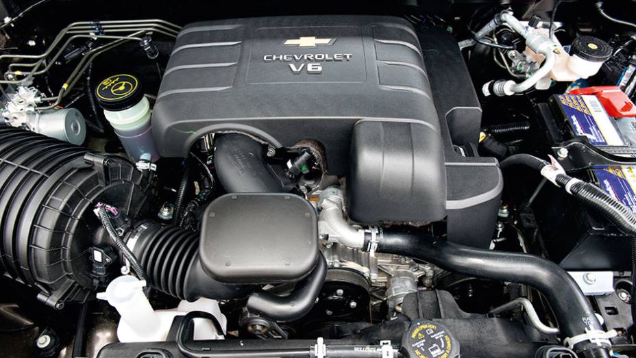 Motor a gasolina reduz o custo de compra e confere agilidade | <a href="https://gutenberg.quatrorodas.abril.com.br/carros/testes/chevrolet-trailblazer-729755.shtml" rel="migration">Leia mais</a>