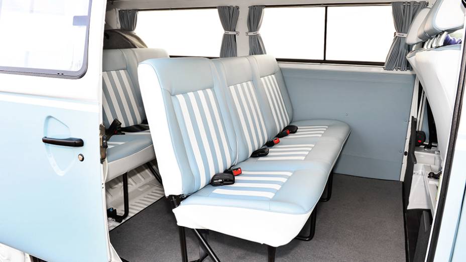 Nos anos 70 havia cortinas como estas Nos anos 70 havia cortinas como estas