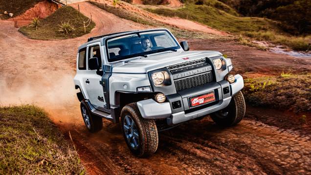 <a href="https://gutenberg.quatrorodas.abril.com.br//carros/comparativos/troller-t4-x-jeep-renegade-890323.shtml" target="_blank" rel="migration">Leia mais</a> <a href="https://gutenberg.quatrorodas.abril.com.br//carros/comparativos/troller-t4-x-jeep-renegade-890323.shtml" target="_blank" rel="migration">Leia mais</a>