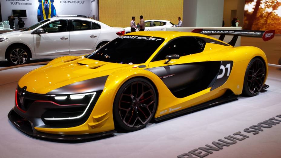 Além dos lançamentos, a Renault Sport aproveitou para exibir o R.S 01, carro feito para competição Além dos lançamentos, a Renault Sport aproveitou para exibir o R.S 01, carro feito para competição