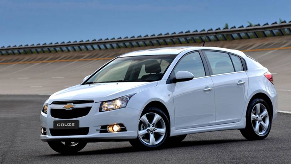 O nome Sport6 se deve ao câmbio de seis marchas, oferecido nas opções manual e automática | <a href="https://gutenberg.quatrorodas.abril.com.br/carros/lancamentos/chevrolet-cruze-sport6-681589.shtml" rel="migration">Leia mais</a>