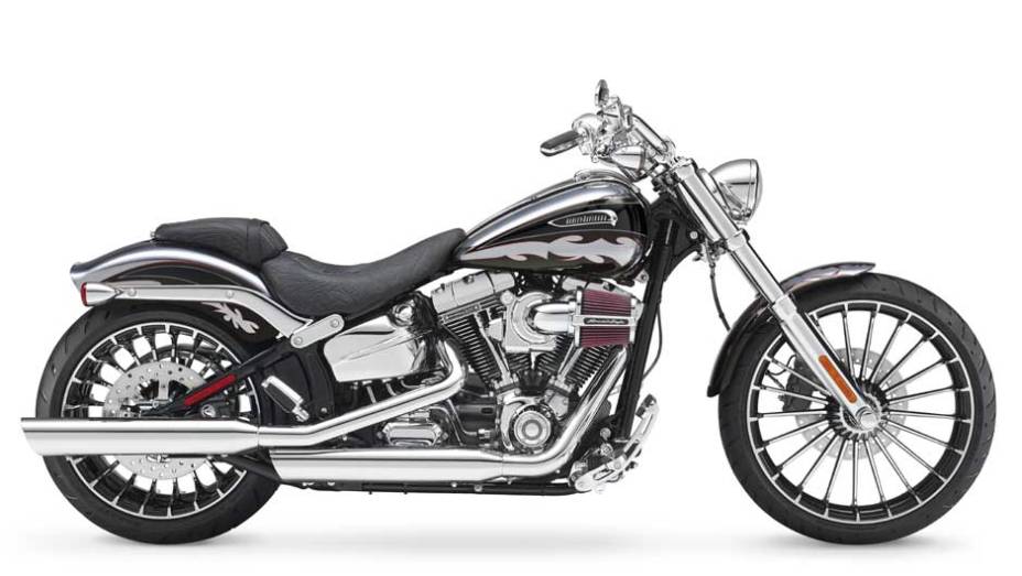 A exclusivíssima CVO Breakout chega ao Brasil | <a href="https://gutenberg.quatrorodas.abril.com.br/moto/noticias/harley-davidson-tres-novidades-ao-salao-duas-rodas-756391.shtml" rel="migration">Leia mais</a>